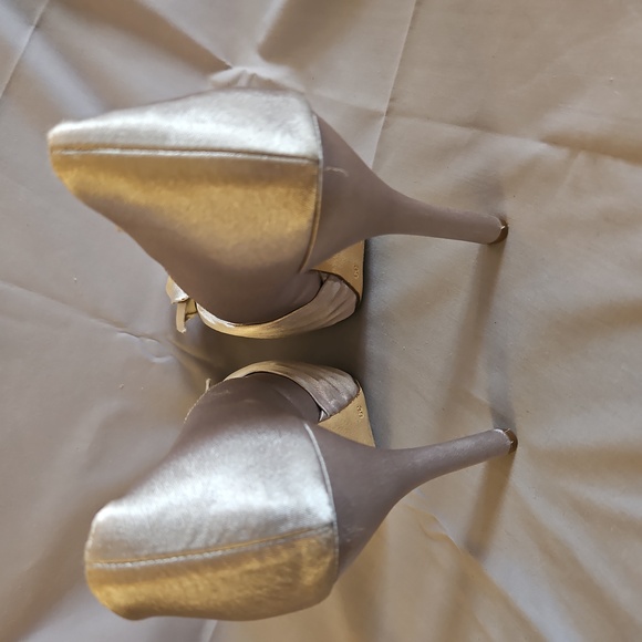 Maripé Silver 5" Heels Size 9 Women's - Picture 5 of 6